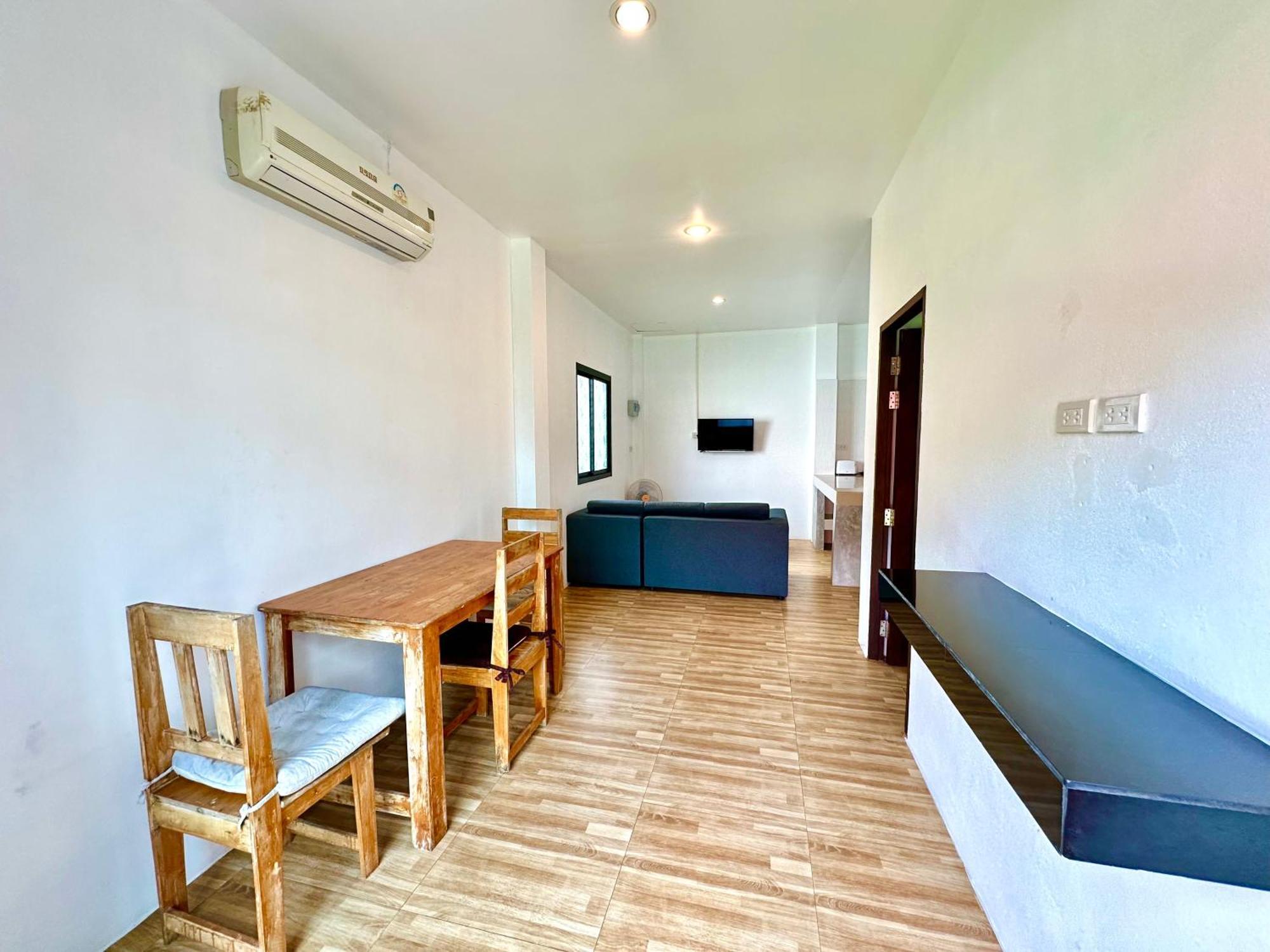 The Scenery Beach Resort Baan Khai Bagian luar foto