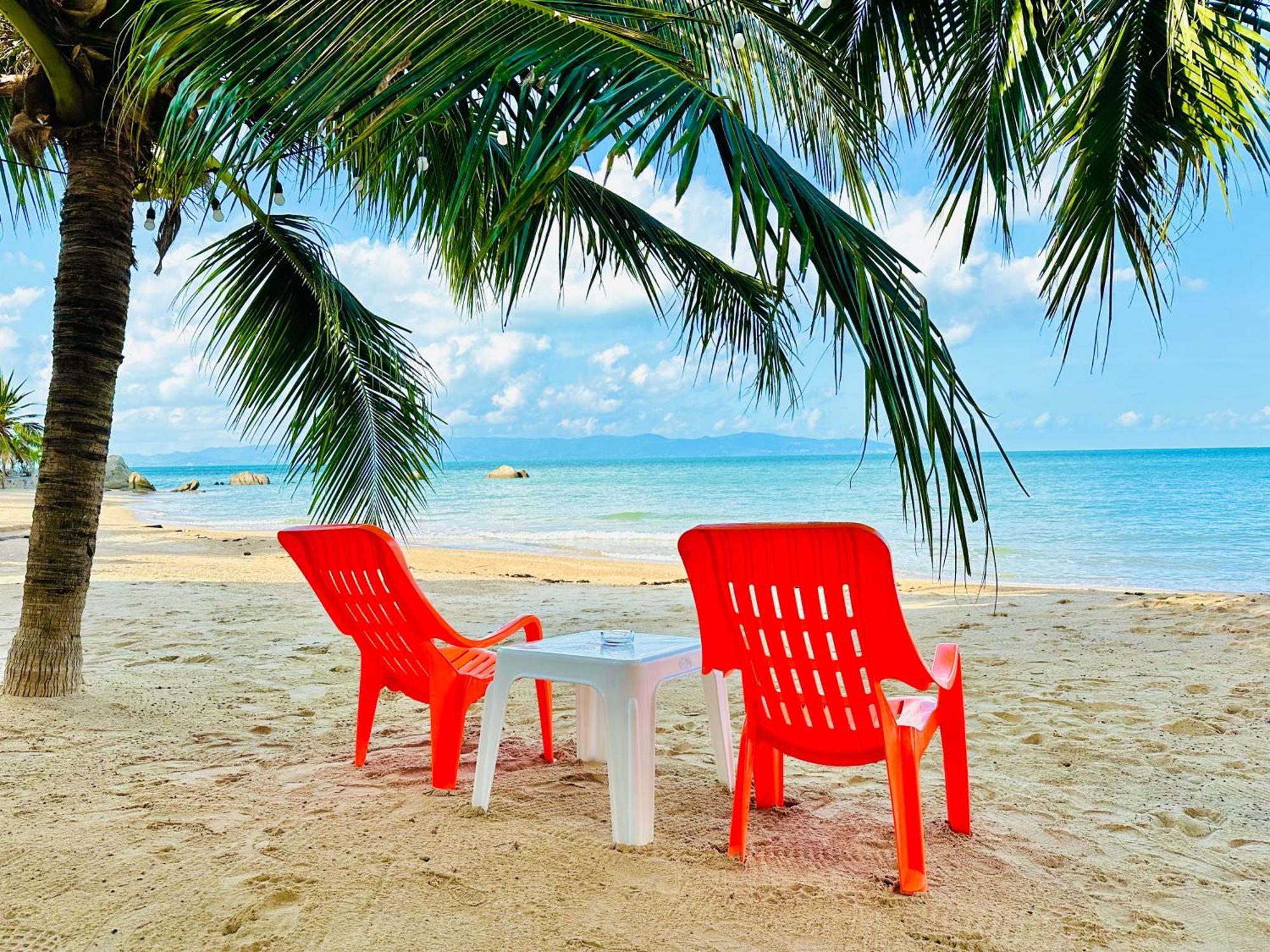 The Scenery Beach Resort Baan Khai Bagian luar foto