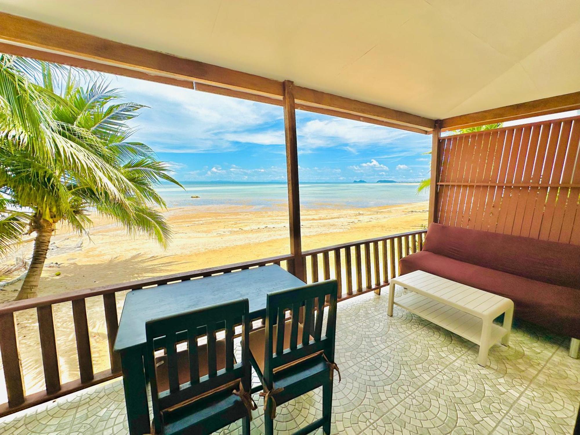 The Scenery Beach Resort Baan Khai Bagian luar foto